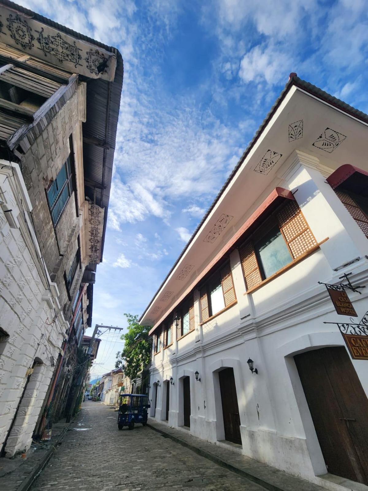 The Orange House - Vigan Villa 외부 사진