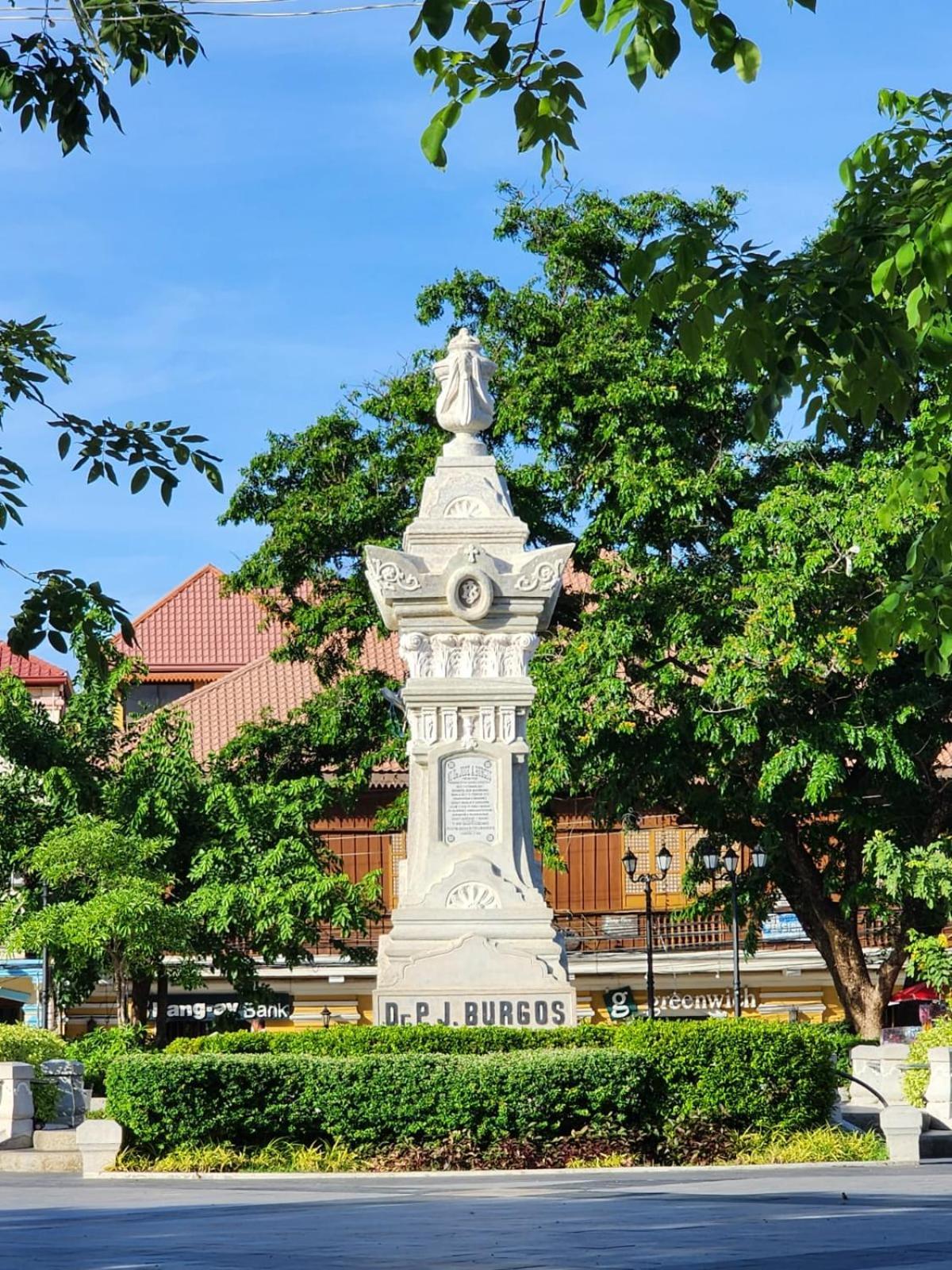 The Orange House - Vigan Villa 외부 사진