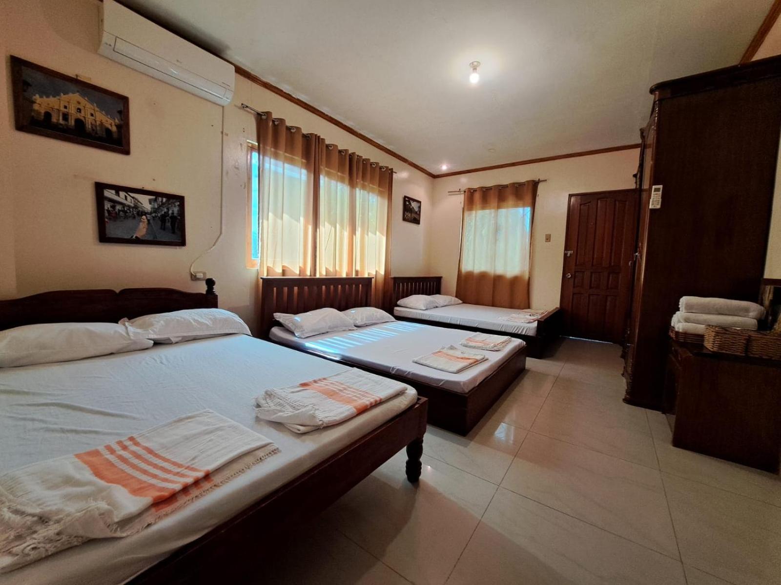 The Orange House - Vigan Villa 외부 사진